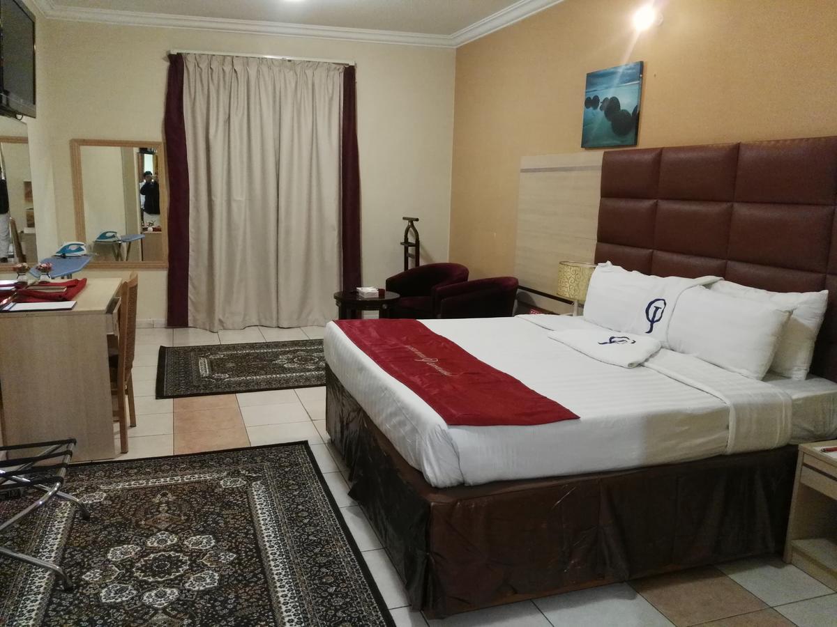 Cristalaat Al Aseel Hotel Mecca Exterior photo